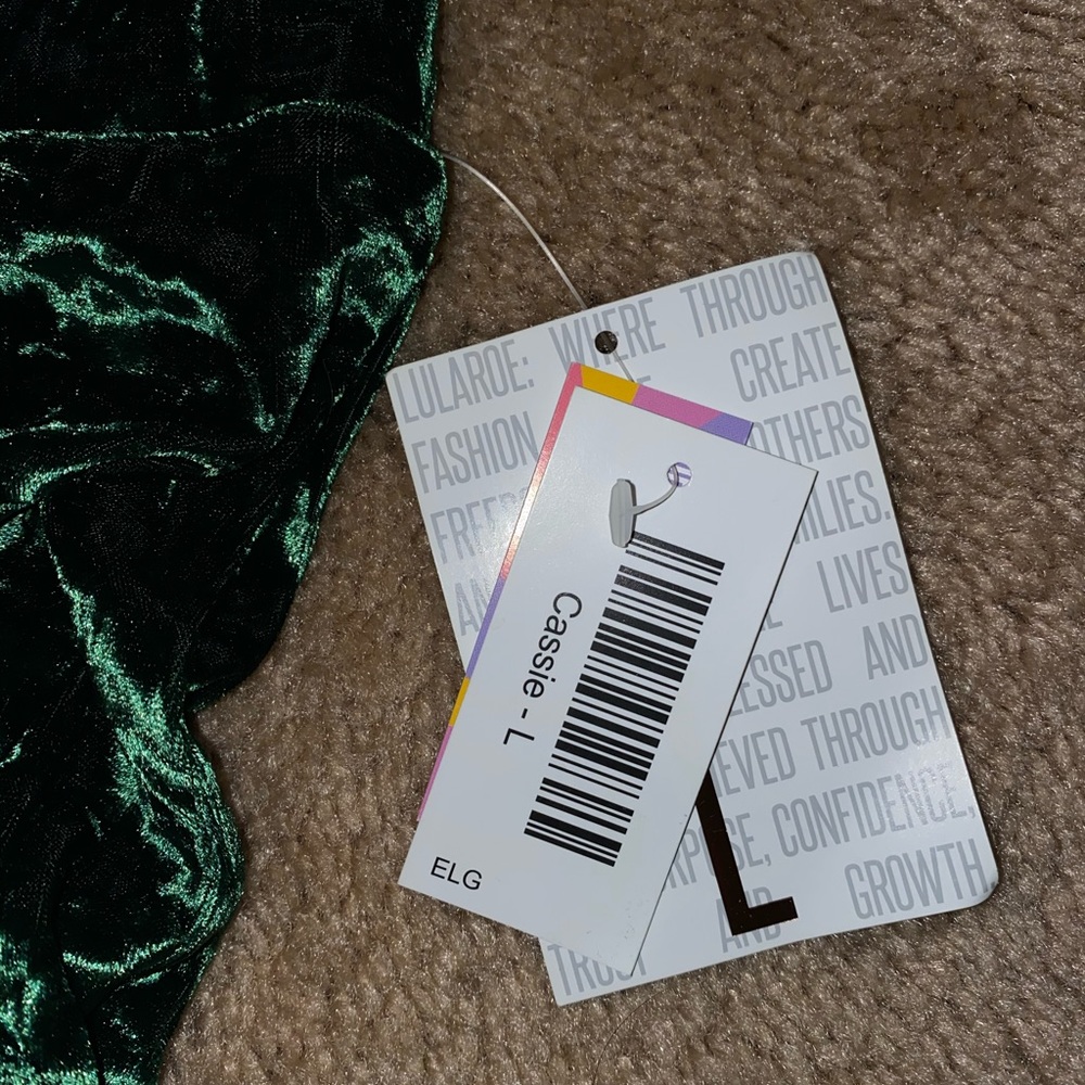Kelly Green VELVET cassie